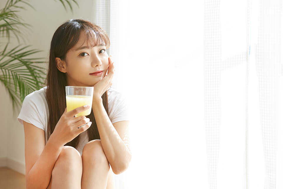 窓際_女