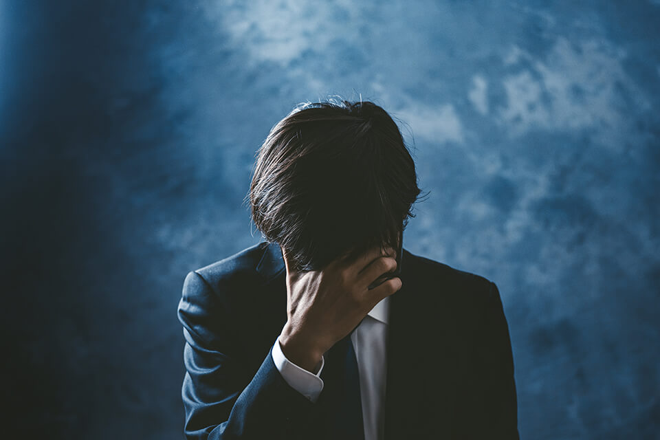 落ち込む_男