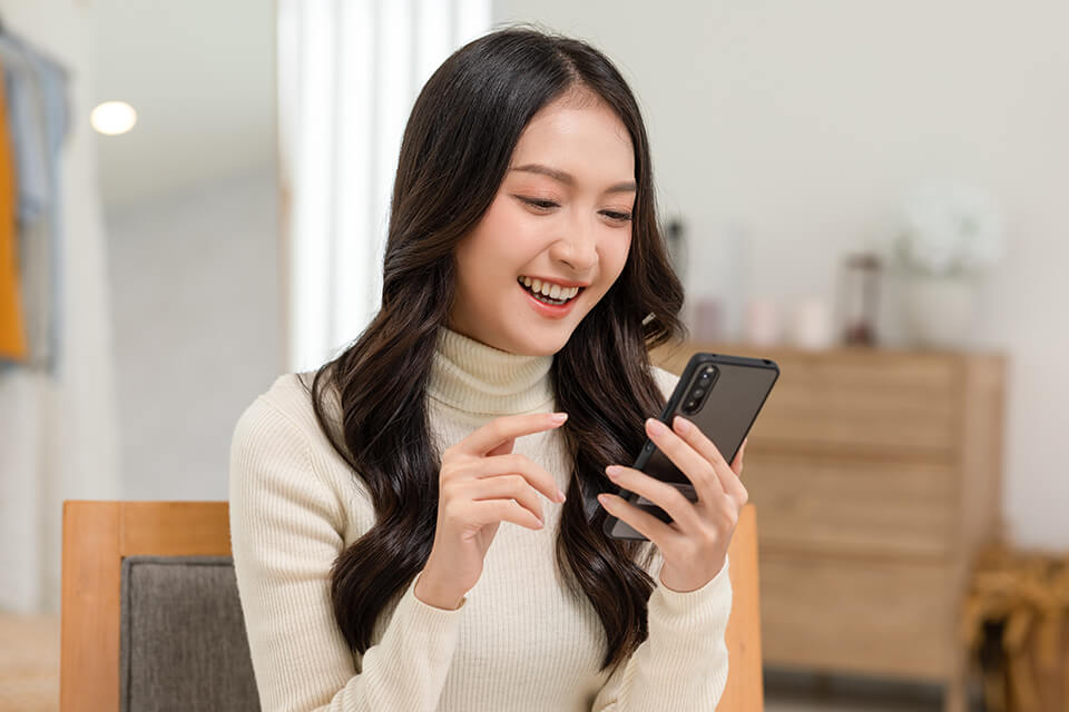 スマホ_女