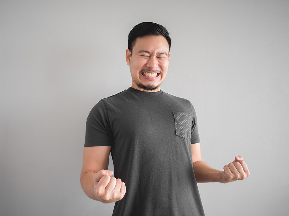 変な顔のおじさん