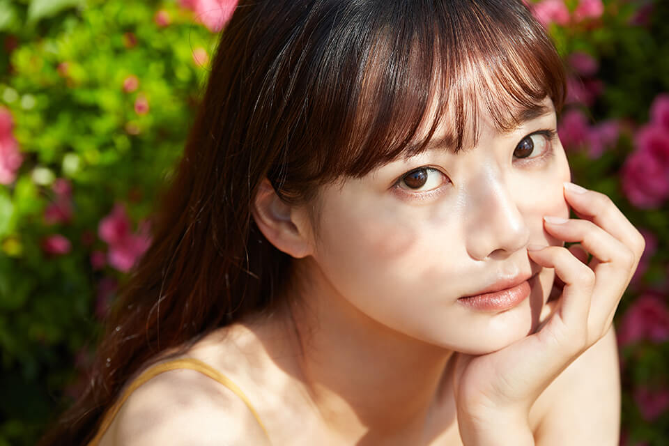 若い女