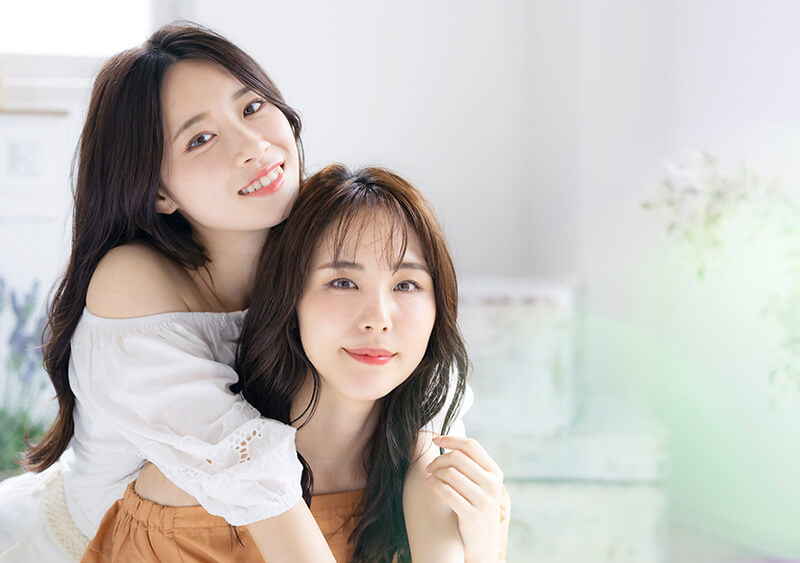 女2人