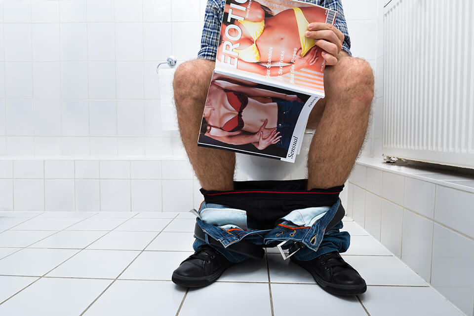 男_トイレ_雑誌_マスターベーション