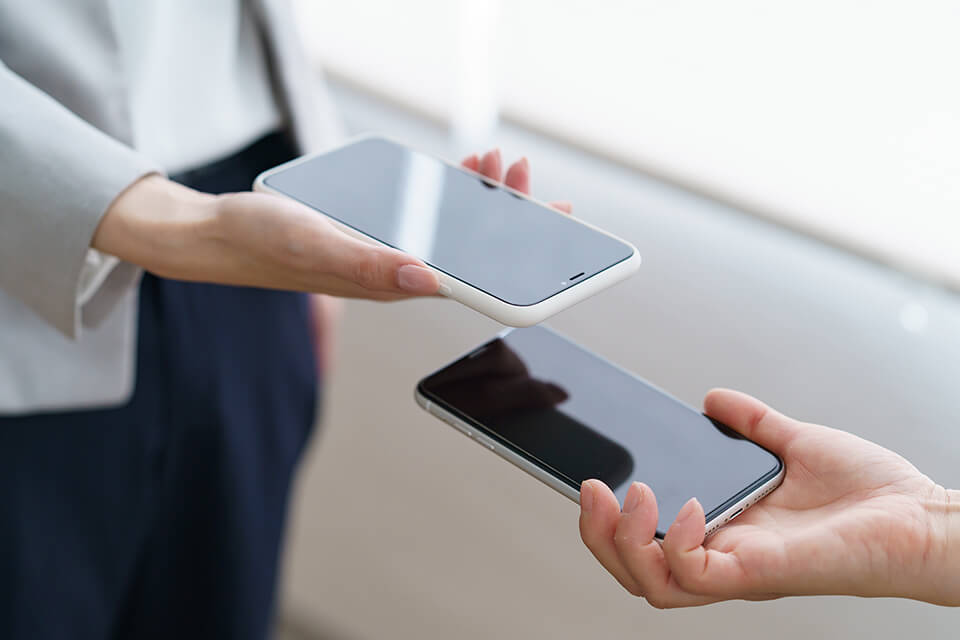 スマホ_連絡先交換