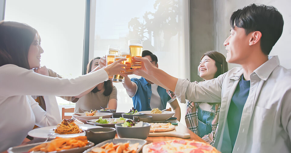 合コン_男女_お酒