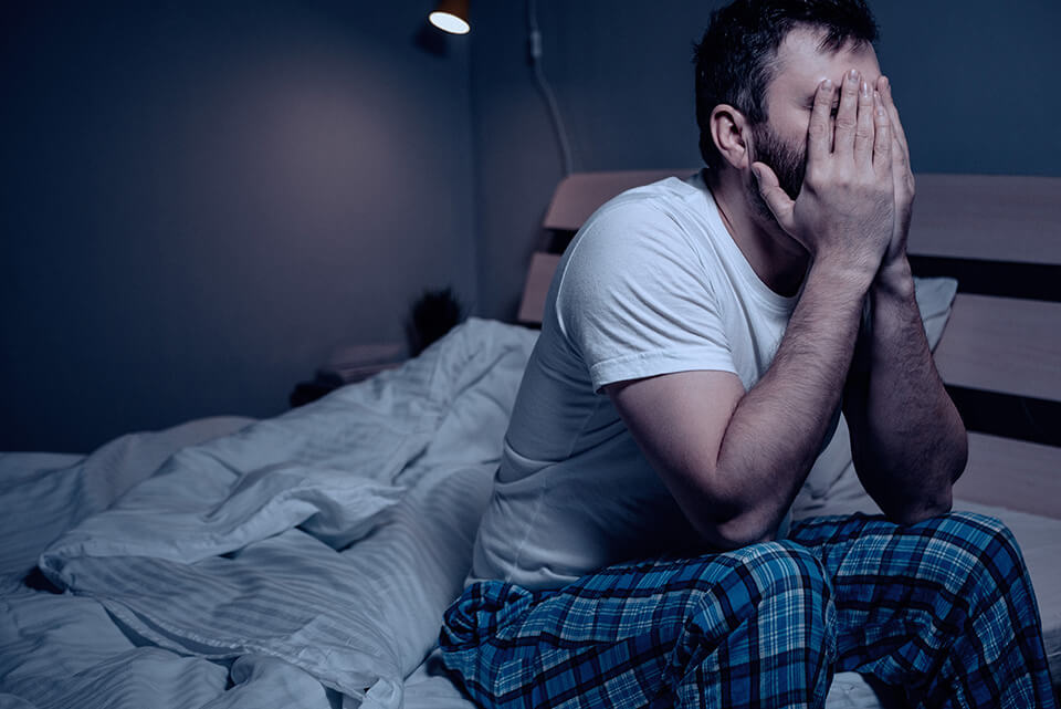 夜が寂しい男性の心理は 原因３選 絶対解決する方法3選 逢いトークブログ