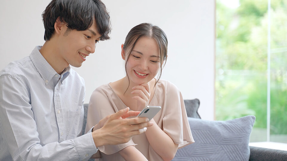 スマホ_カップル