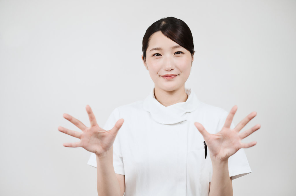 女_エステ