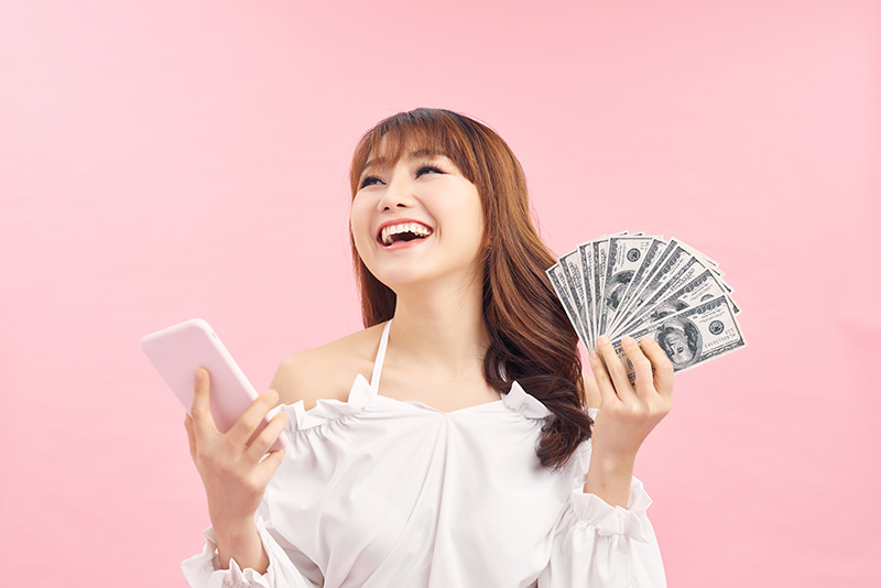 女_喜び_お金