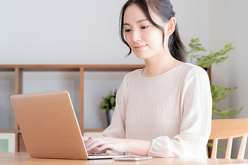 女_PC