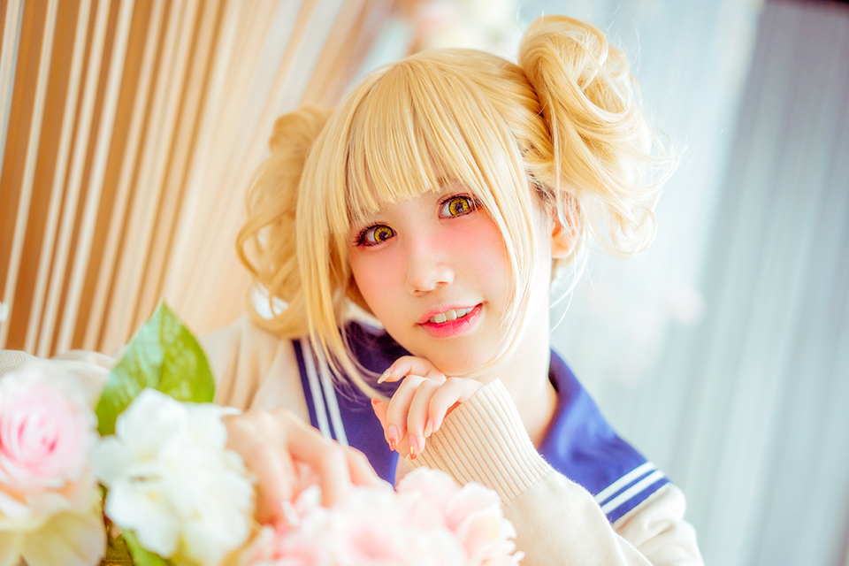 金髪_女_制服
