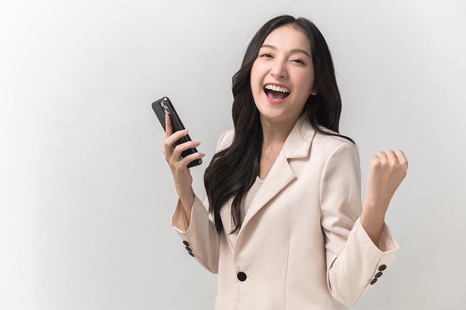 女_スマホ